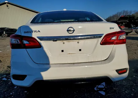 2019 Nissan Sentra S z USA, uszkodzony, nr VIN 3N1AB7AP2KY298212
